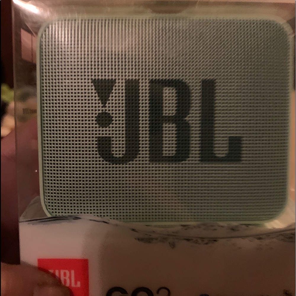 JBL Bluetooth speaker s